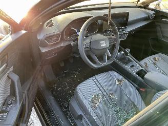 Seat Leon 1.0 TSi Style launch Edition picture 5