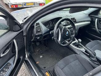 BMW 1-serie 118 picture 5