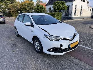 Toyota Auris 1.8-16V Hybrid Lease picture 1