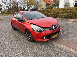 skadebil auto Renault Clio 0.9  TCe Expression 2013/1