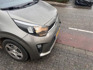 Kia Picanto 1.0-12V picture 9