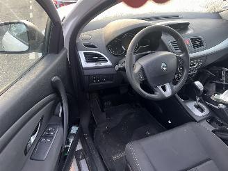 Renault Mégane III 1.5 DCi Coupe picture 5