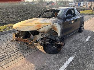 BMW 1-serie 120i 16V Coupe 2 drs picture 3