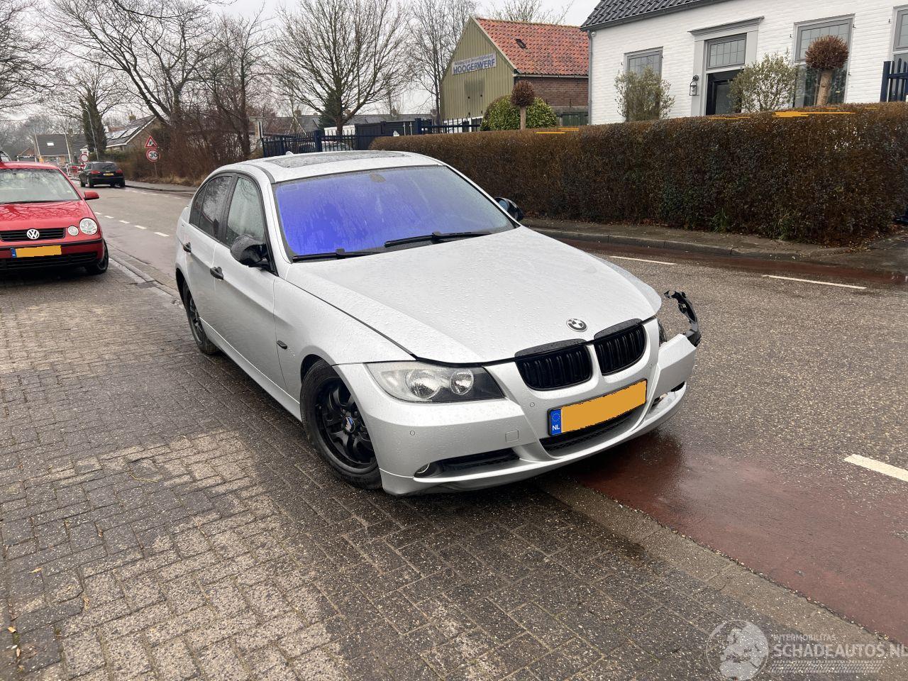 BMW 3-serie 320i
