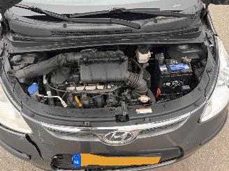 Hyundai I-10 1.2-16V AUTOMAAT picture 6