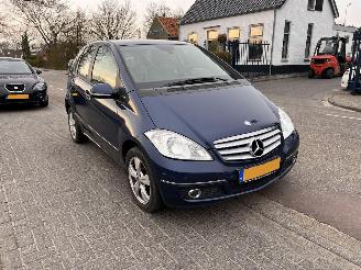 skadebil auto Mercedes A-klasse A160 Business Class Avantgarde 2011/8