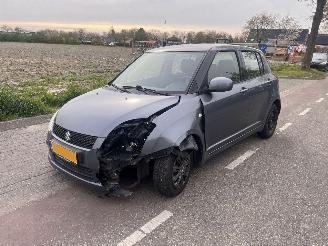 Suzuki Swift 1.3 VVT picture 2