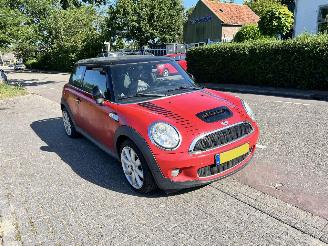krockskadad bil auto Mini Mini COOPER S 2007/9