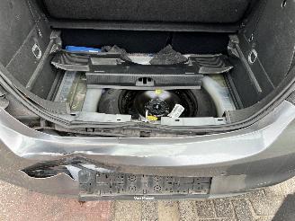 Opel Corsa-E 1.4-16V picture 12