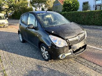 skadebil auto Opel Agila 1.0-12V 2012/6