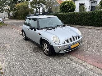 Damaged car Mini Mini ONE 1.6-16V 2005/8