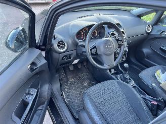 Opel Corsa 1.4-16V picture 5