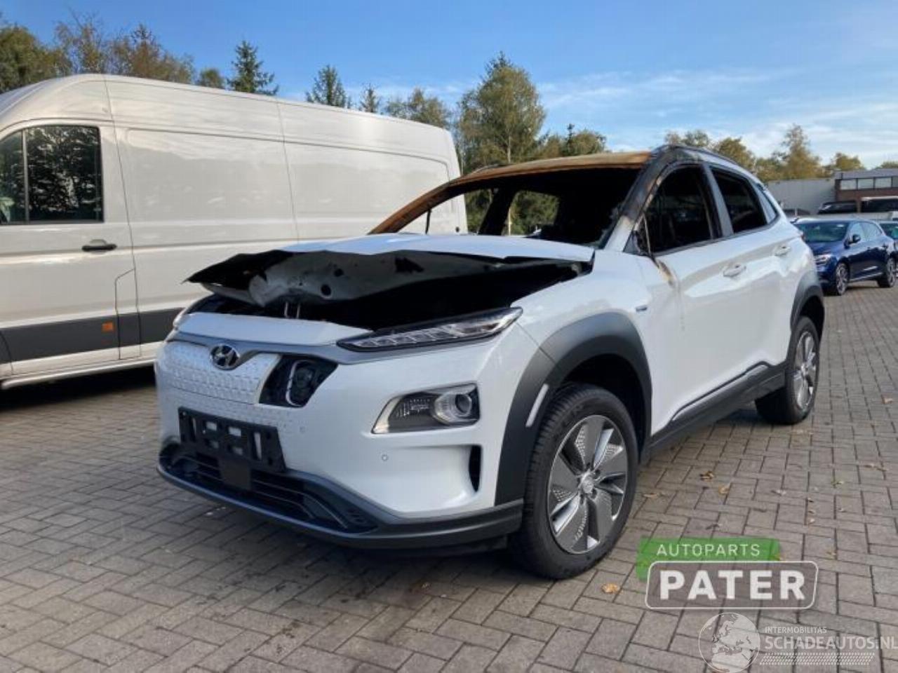 Hyundai Kona Kona (OS), SUV, 2017 / 2023 64 kWh