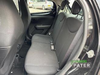 Peugeot 108 108, Hatchback, 2014 1.0 12V VVT-i picture 15