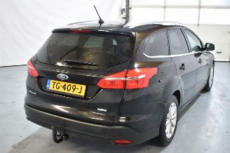 Ford Focus 1.0 Titanium picture 3