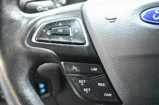 Ford Focus 1.0 Titanium picture 17