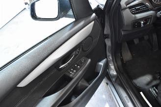 BMW 2-serie 218i Essential picture 13