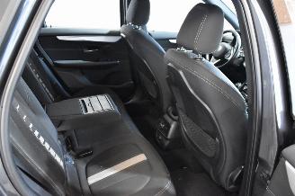 BMW 2-serie 218i Essential picture 11