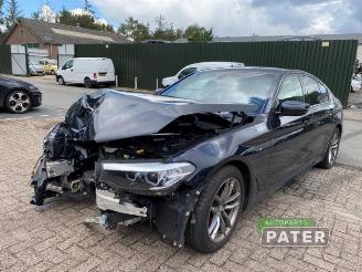 demontáž osobní automobily BMW 5-serie 5 serie (G30), Sedan, 2016 523d Mild Hybrid 2020/7