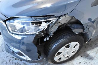 Renault Captur 0.9 TCe Life picture 15