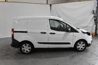 Ford Transit COURIER picture 8