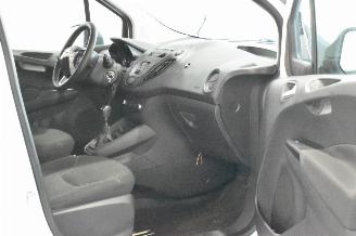 Ford Transit COURIER picture 15