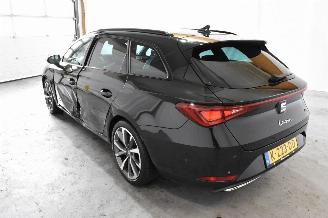 Seat Leon SPORTSTOURER 1.5 eTSI FR LaunchEd picture 5