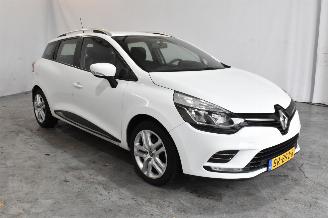 Damaged car Renault Clio 0.9 TCe Zen 2018/5