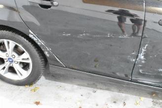 Ford Focus 1.0 EcoBoost Trend picture 9