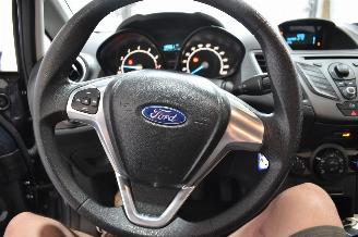 Ford Fiesta 1.0 Champion picture 22