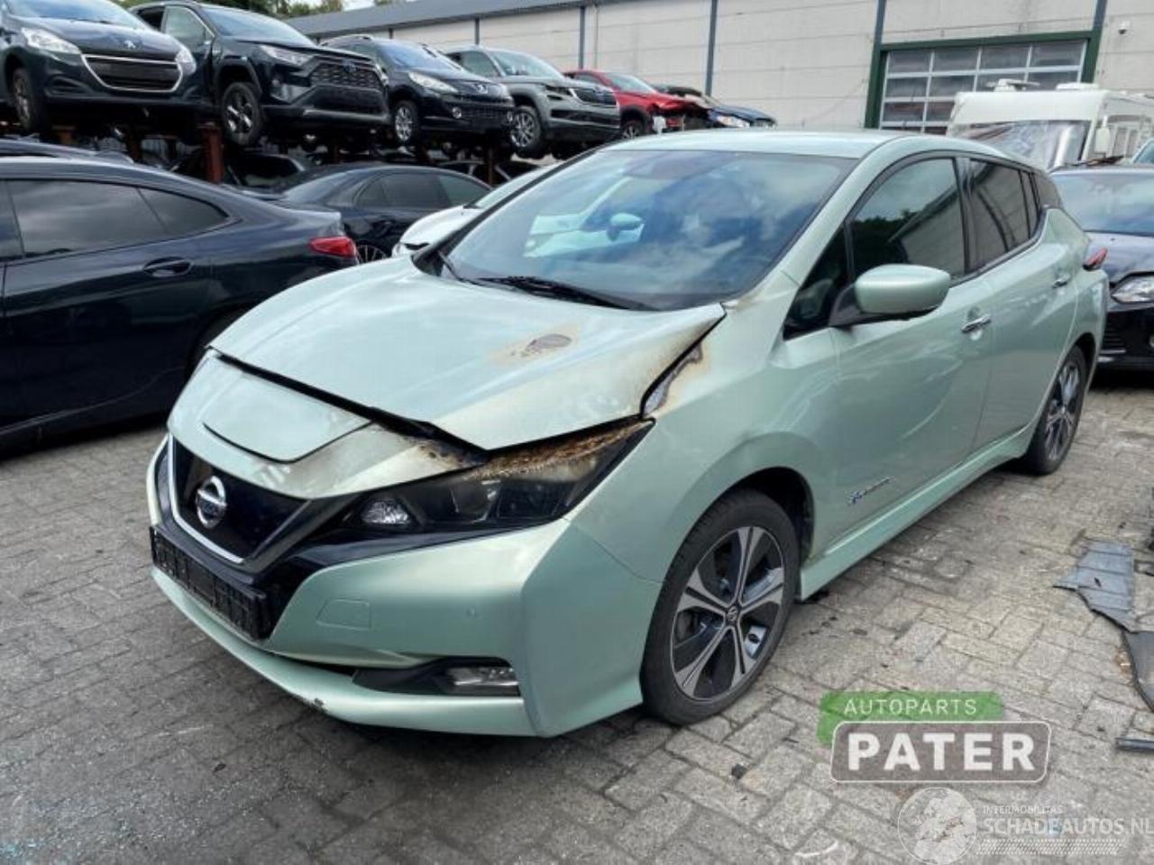 Nissan Leaf Leaf (ZE1), Hatchback, 2017 39/40kWh