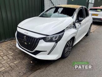 disassembly passenger cars Peugeot 208 208 II (UB/UH/UP), Hatchback 5-drs, 2019 1.2 Vti 12V PureTech 75 2022/8