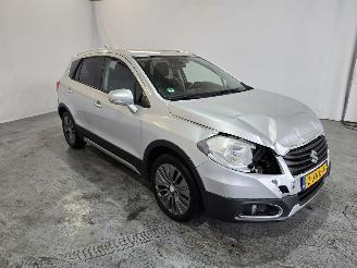 uszkodzony samochody osobowe Suzuki SX4 S-CROSS 1.6 EXCLUSIVE 2014/9
