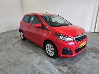 damaged passenger cars Peugeot 108 1.0 Vti 2021/6