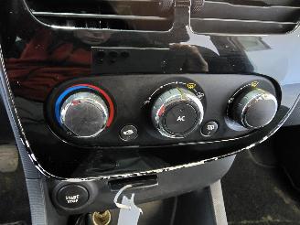 Renault Clio 1.5 dCi Nightenamp;Day picture 31