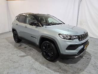 krockskadad bil auto Jeep Compass 4xe 240 Hyb. Upland 2023/3