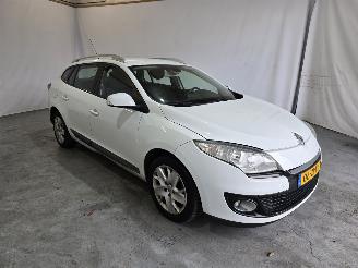 krockskadad bil auto Renault Mégane 1.5 dCi Expression 2013/3