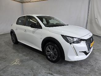 skadebil auto Peugeot 208 EV Active Pck 50 kWh 2022/6