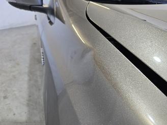 Toyota Auris 1.8 Hybrid Dynamic Ultimate picture 15