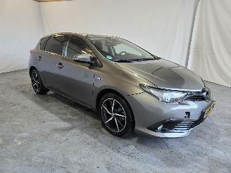 krockskadad bil auto Toyota Auris 1.8 Hybrid Dynamic Ultimate 2018/11