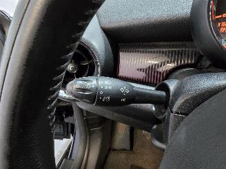 Mini Clubman Clubman 1.6 Cooper D Hampton D CLUBMAN picture 19