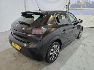 Peugeot 208 1.2 PT Active Pack picture 7