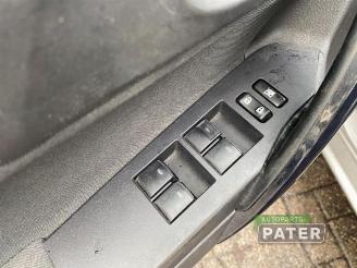 Toyota Auris Auris (E18), Hatchback 5-drs, 2012 / 2019 1.8 16V Hybrid picture 13