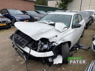 Uttjänta bilar auto Peugeot 308 308 (F3/FB/FH/FM/FP), Hatchback 5-drs, 2021 1.2 12V PureTech 130 2022/5