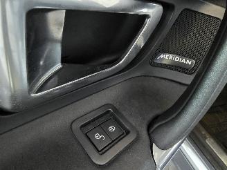 Land Rover Discovery Sport 2.0 TD4 HSE picture 21