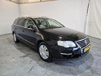 Schadeauto Volkswagen Passat 2.0 FSI Highline Business 2007/1