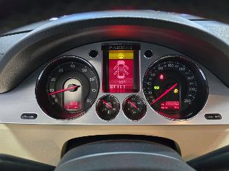 Volkswagen Passat 2.0 FSI Highline Business picture 21