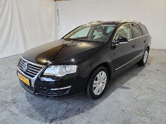 Volkswagen Passat 2.0 FSI Highline Business picture 3