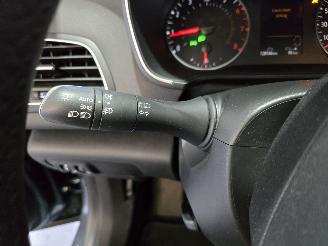 Renault Mégane Estate 1.0 TCe Business Zen picture 25