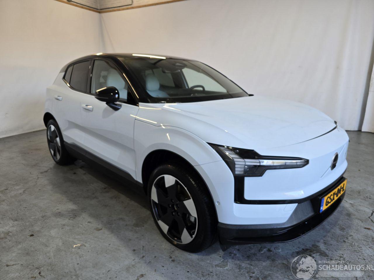 Volvo EX30 Single Motor Extended Range Ultra 69 kWh